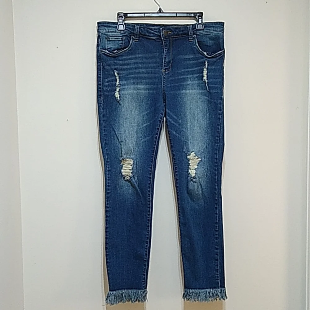 STS Blue Emma Ankle Skinny Distressed Extreme Fray Hem